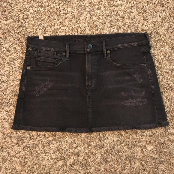 Citizens of Humanity distressed mini skirt - Picture 6 of 16